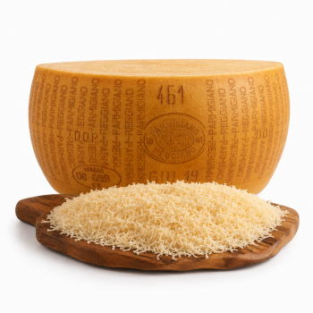 Geriebener Parmesan Parmigiano Reggiano 