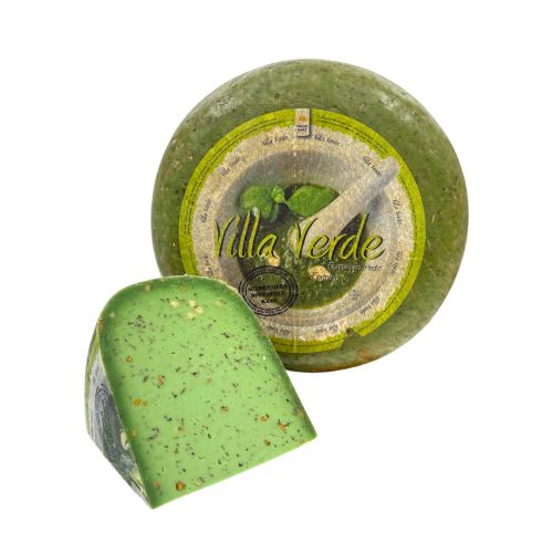 Pestokäse mit Pinienkernen | Ganzer Laib